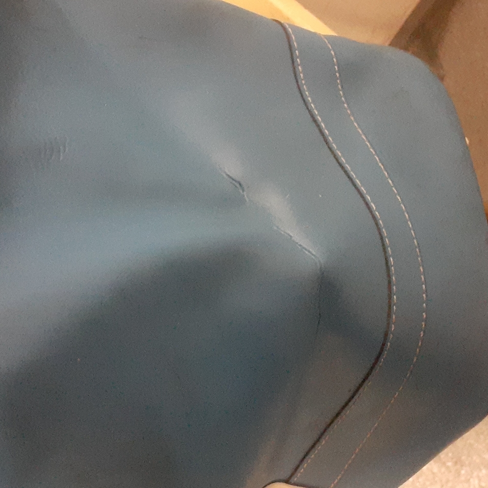 Vintage 70s Retro Vinyl Large Duffle Bag Aqua Blue 18x13x9" PanAm Airline Vibe - Picture 3 of 4